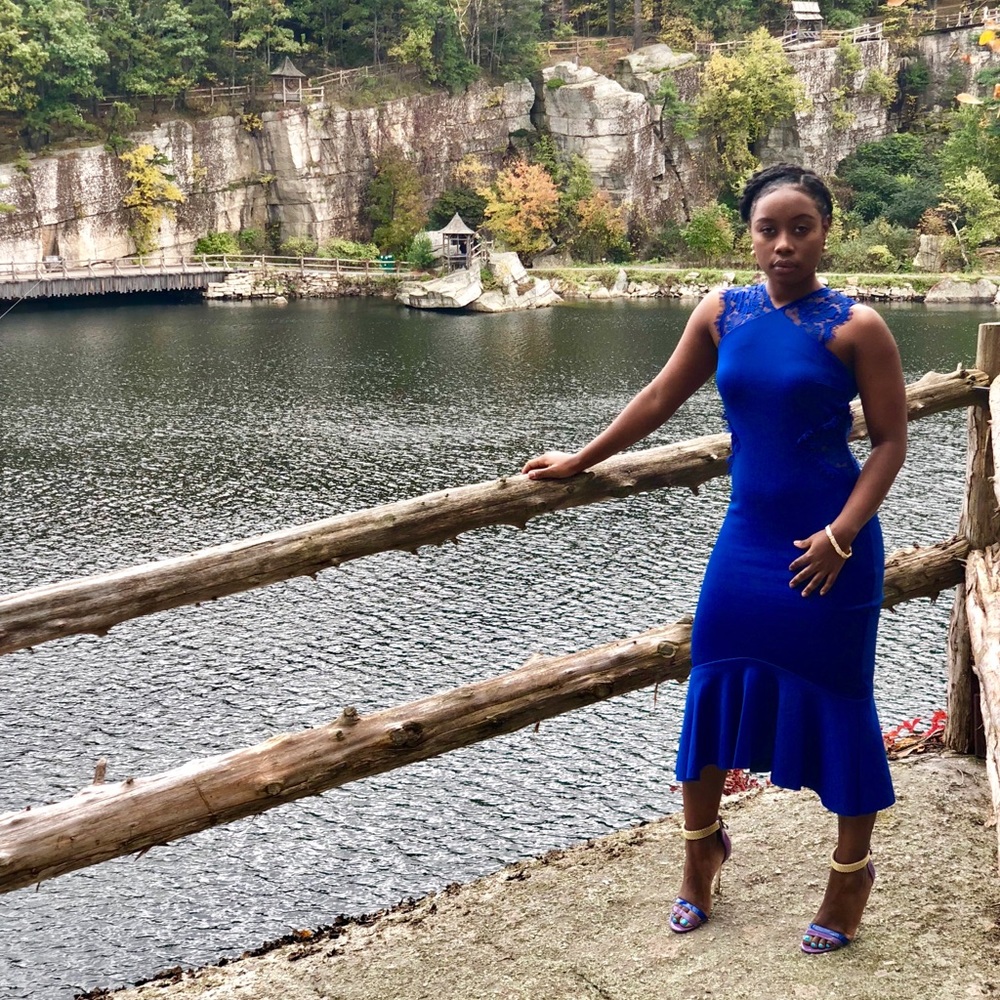 Blue dress